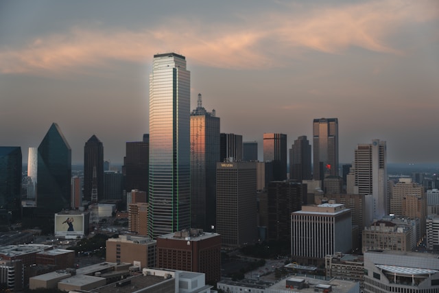 Kodi Connect | IT (CIO) Leadership: Los Angeles | Executive Networking Exchange dust-pixels-rp83mCv27yg-unsplash